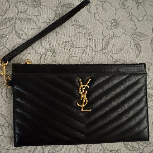 Saint Laurent Monogram Matelasse Leather Wristlet with removable strap!! - Picture 2 of 4